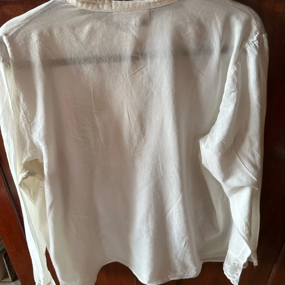 Dress Barn  cream xl  boho cotton‎ blouse with lace bodice. Victorian vibe. EUC - Picture 3 of 10